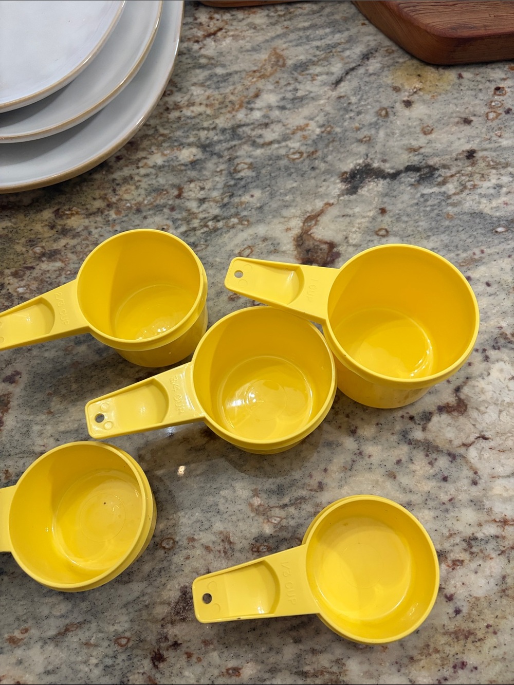Tupperware Yellow Stackable Measuring Cup Set - Picture 4 of 4